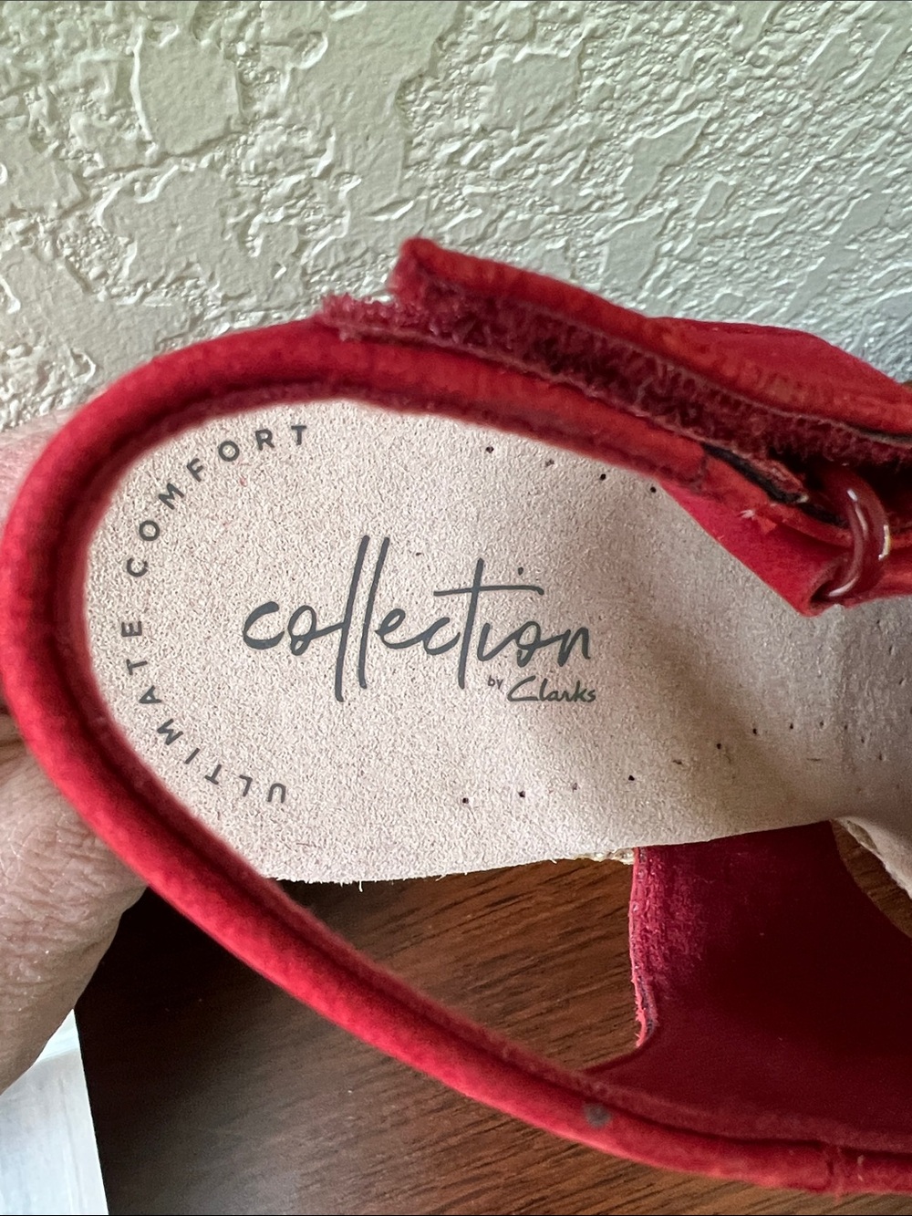 NWT, Clarks Lafley Alaine Red Suede Crossover Slingback Sandals - Picture 6 of 10
